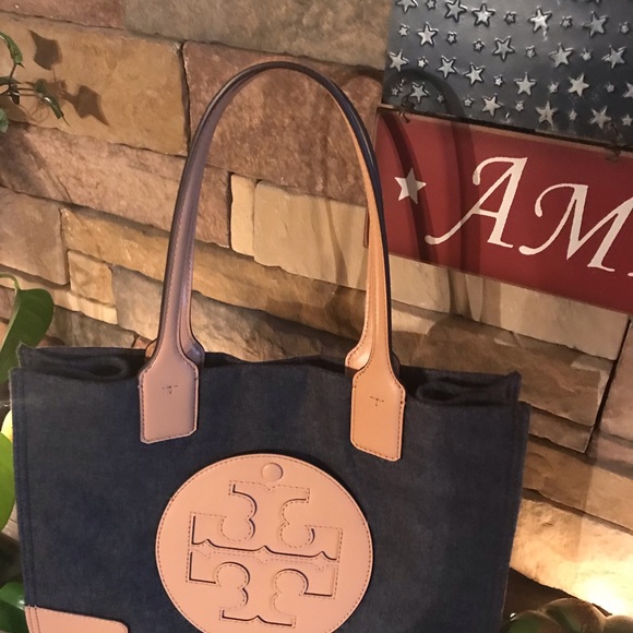 ❌ SOLD ❌   Tory Burch mini tote🎄NWT - Picture 8 of 8